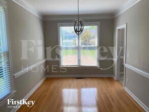 307 Lucas Park Dr in Greensboro, NC - Building Photo - Building Photo