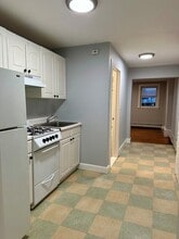 228 Sumner St, Unit 4 in Boston, MA - Building Photo - Building Photo