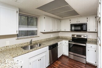 9125 Shawnee Trail in Lewisville, TX - Building Photo - Building Photo