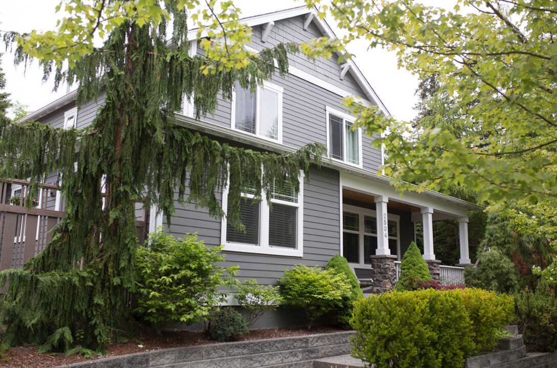 2504 Fir Crest Blvd in Anacortes, WA - Building Photo