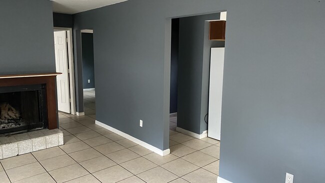 property at 1924 Nekoma Ct