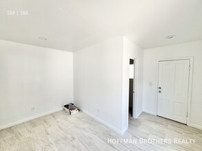 2545 Santa Ana St in Huntington Park, CA - Building Photo - Building Photo