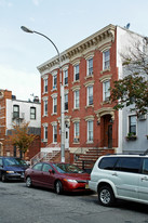 135 14th St Apartments