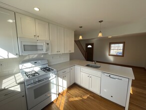 280 Washington Ave in Hamden, CT - Building Photo - Building Photo