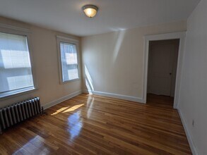 74 Colborne Rd in Boston, MA - Foto de edificio - Building Photo