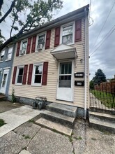 124 E North St-Unit -1 in Carlisle, PA - Building Photo - Building Photo