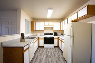 Aspen Ridge in Albuquerque, NM - Building Photo - Building Photo