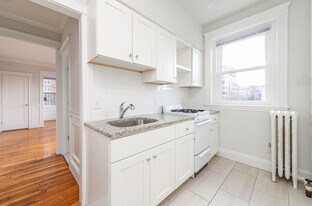 49 Worthington St, Unit 29 in Boston, MA - Building Photo