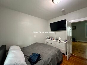 15 Elder St, Unit 1 in Boston, MA - Building Photo - Building Photo
