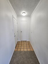 7408 Avenue X, Unit 303 in Lubbock, TX - Foto de edificio - Building Photo