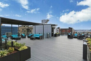 Vitality on 17th in Seattle, WA - Building Photo