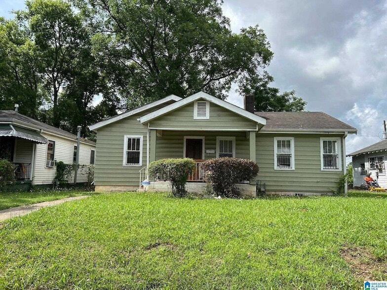 1529 1st Ave SW in Birmingham, AL - Building Photo