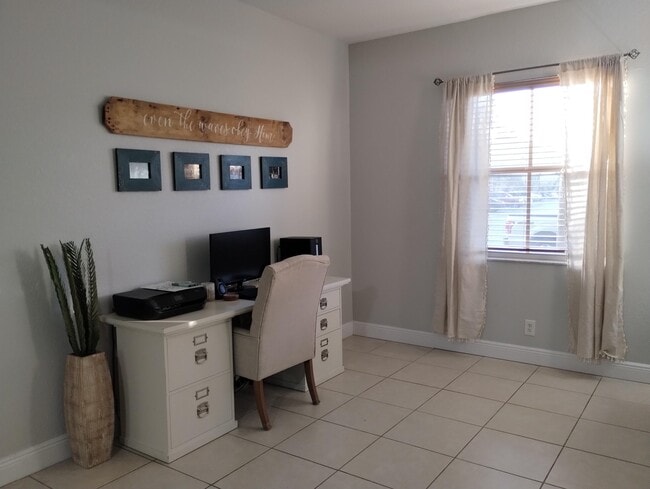 2888 Hidden Hills Rd in Royal Palm Beach, FL - Building Photo - Building Photo