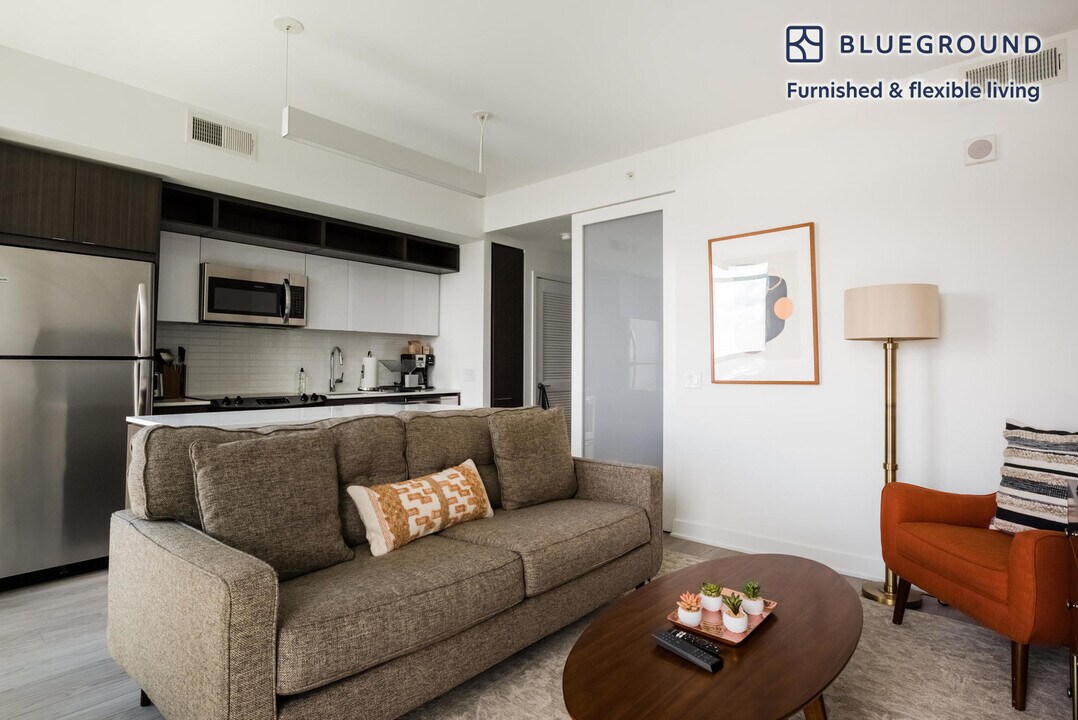 11850 Freedom Dr-Unit -FL16-ID845 in Reston, VA - Building Photo