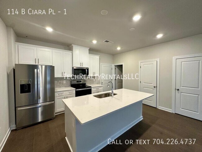 114 B Ciara Pl in Mooresville, NC - Building Photo - Building Photo