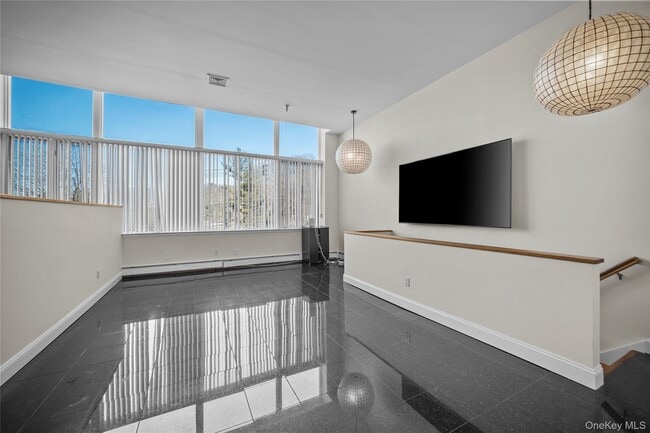 520 Ashford Ave in Ardsley, NY - Building Photo - Building Photo