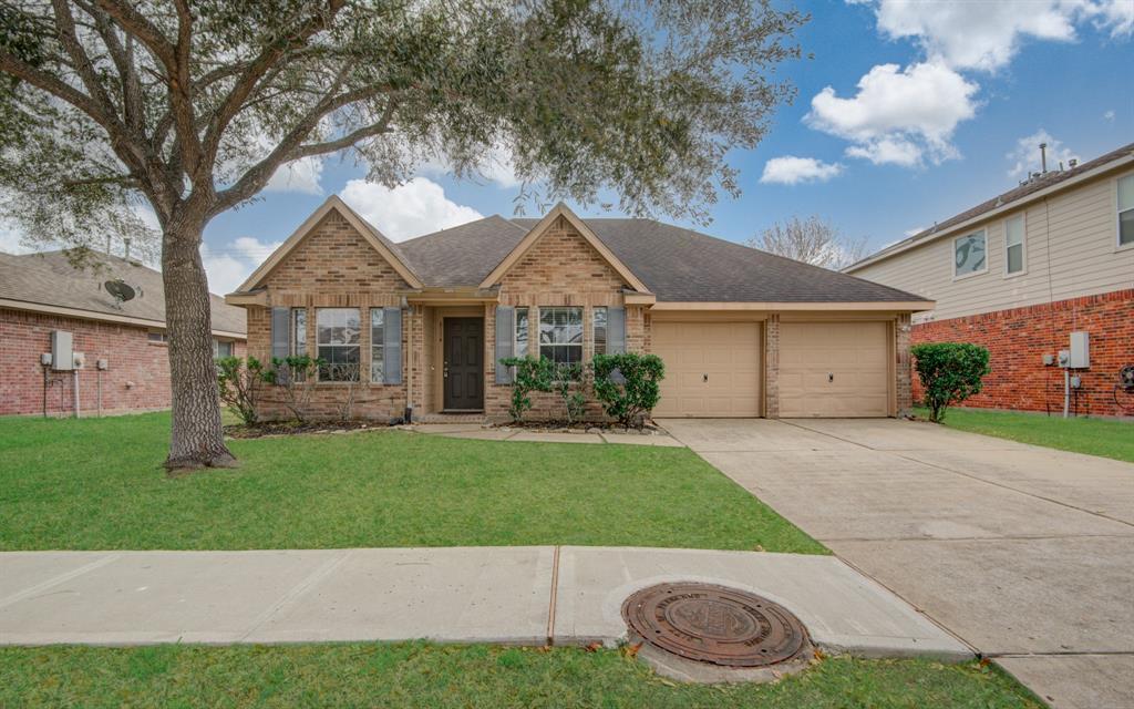 6114 Winter Oak St in Pearland, TX - Building Photo