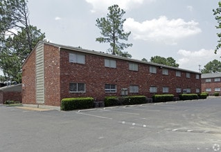 Eden Pointe in Memphis, TN - Foto de edificio - Building Photo