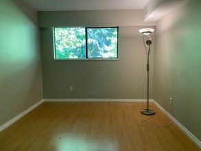 1023 Old Lillooet Rd in North Vancouver, BC - Building Photo - Building Photo