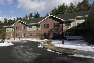 AHEPA 35 Senior Manor in Nashua, NH - Building Photo - Building Photo