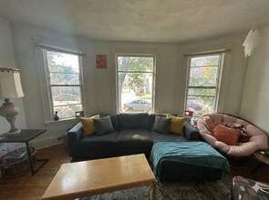 217 N Livingston St, Unit 1 in Madison, WI - Foto de edificio - Building Photo