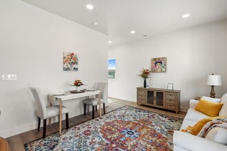 Jasper Loop in Pocatello, ID - Foto de edificio - Building Photo