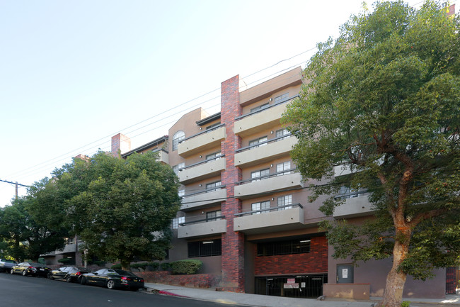 Savoy West Apartments in Los Angeles, CA - Building Photo - Building Photo