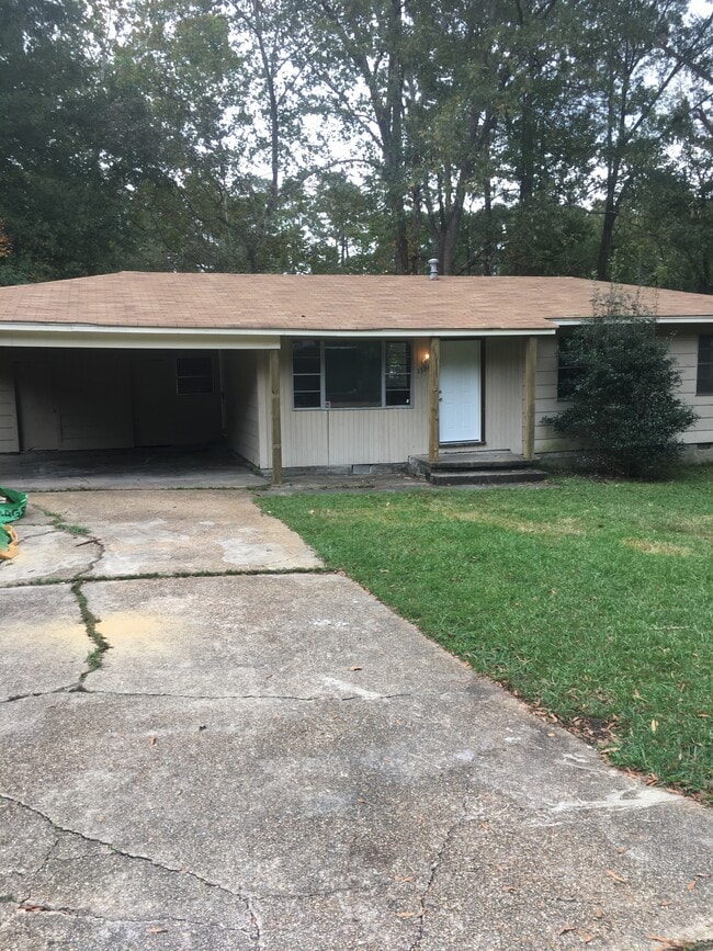 property at 1324 Dianne Dr