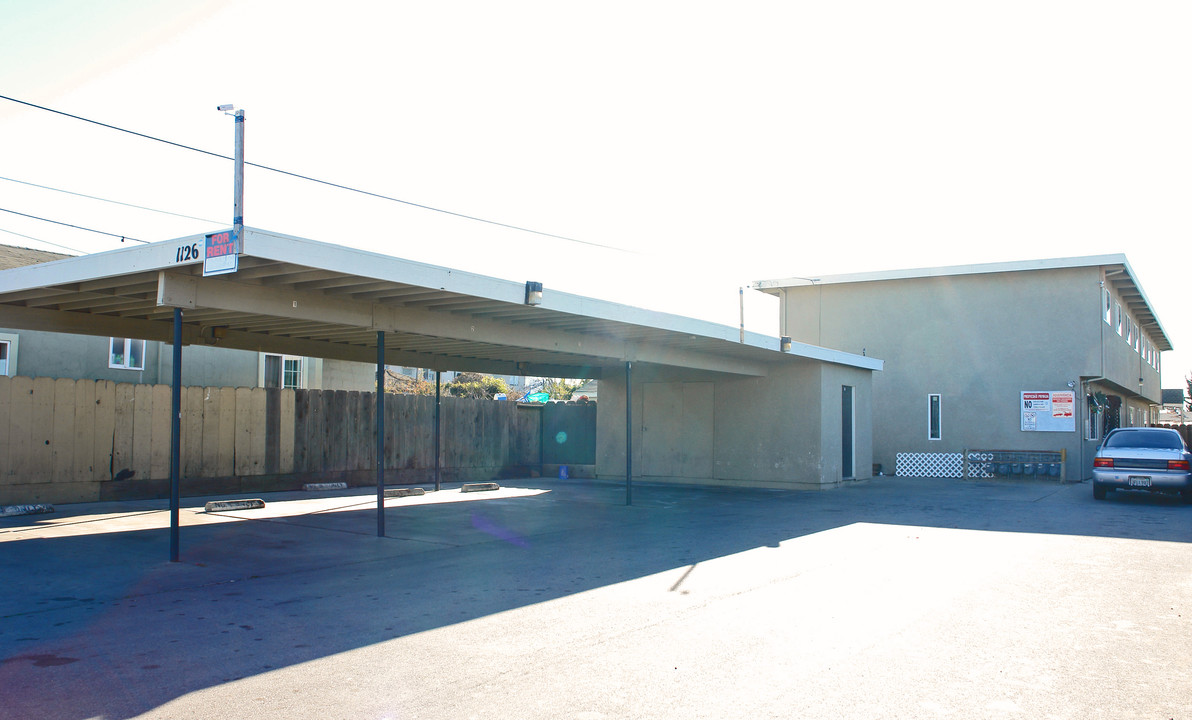 1126 E Laurel Dr in Salinas, CA - Building Photo