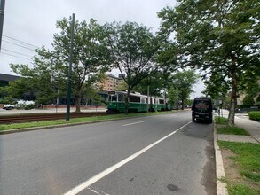 1199 Beacon St, Unit 3 in Brookline, MA - Building Photo - Building Photo