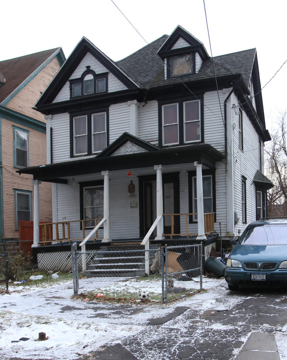 202 Elk St in Syracuse, NY - Foto de edificio