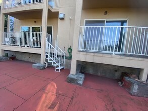 553 Merritt Ave, Unit 2 in Oakland, CA - Building Photo - Building Photo