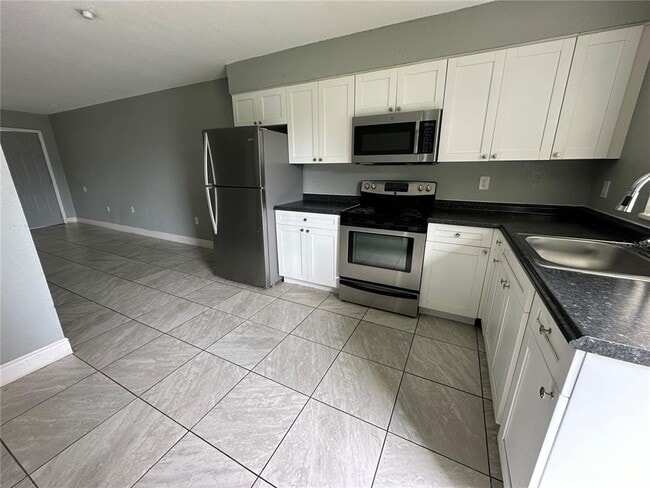 1112 Martin St in Haines City, FL - Building Photo - Building Photo
