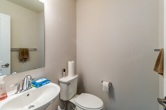 3512 Stella Blue Dr in Hyattsville, MD - Building Photo - Building Photo