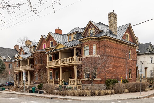 192-198 Cobourg St in Ottawa, ON - Building Photo - Primary Photo