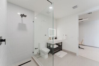 2750 Griffin Rd, Unit SI ID1521817P in Fort Lauderdale, FL - Building Photo - Building Photo