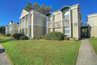 Patriot Place Apartments in Florence, SC - Foto de edificio - Building Photo