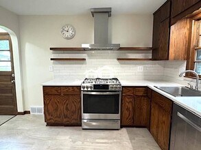 1608 Jersey Ave S in Minneapolis, MN - Building Photo - Building Photo