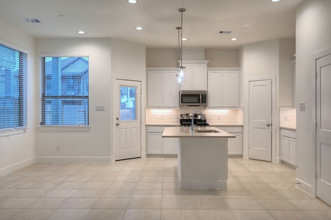 property at 1535 Crystal Stream Dr