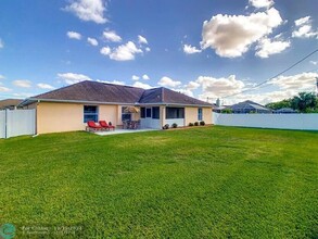 3618 SW Parsons St in Port St. Lucie, FL - Building Photo - Building Photo