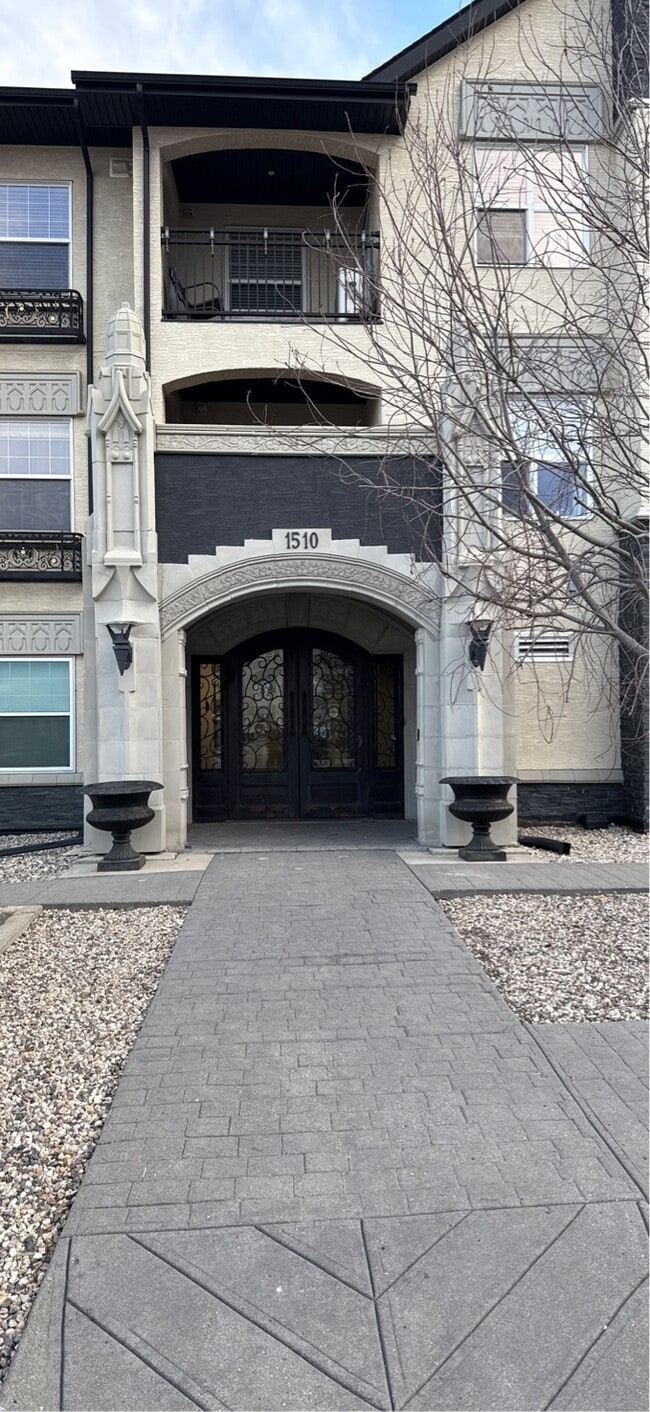 property at 1510 Neville Dr