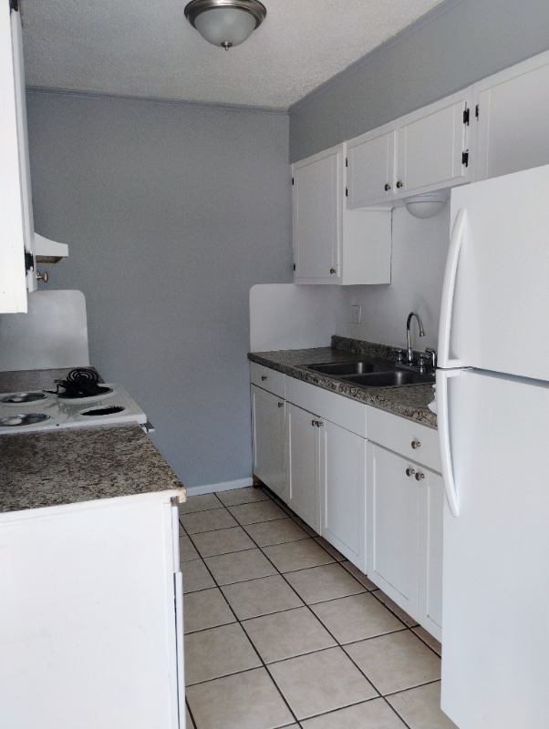 12240 Jackson Rd in St. Francisville, LA - Foto de edificio - Building Photo