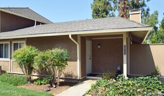 28725 Conejo View Dr in Agoura Hills, CA - Building Photo