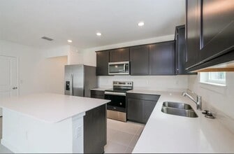 3994 Obsidian Dr in Spring Hill, FL - Building Photo - Building Photo