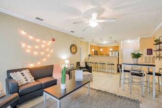 Lyons Corner in Gainesville, FL - Building Photo - Building Photo