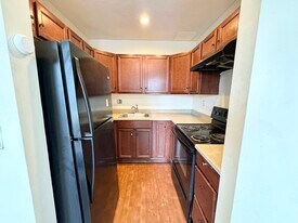 13 Ruggles St in Boston, MA - Building Photo