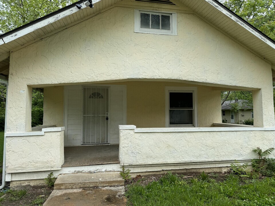 1708 E 89th St in Kansas City, MO - Building Photo