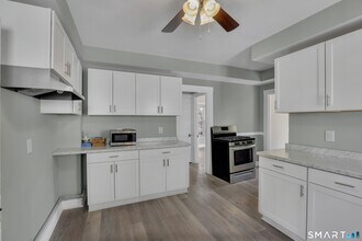 23 Day St in New Britain, CT - Building Photo - Building Photo