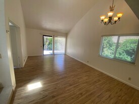 4049 San Francisco Terrace in Fremont, CA - Building Photo