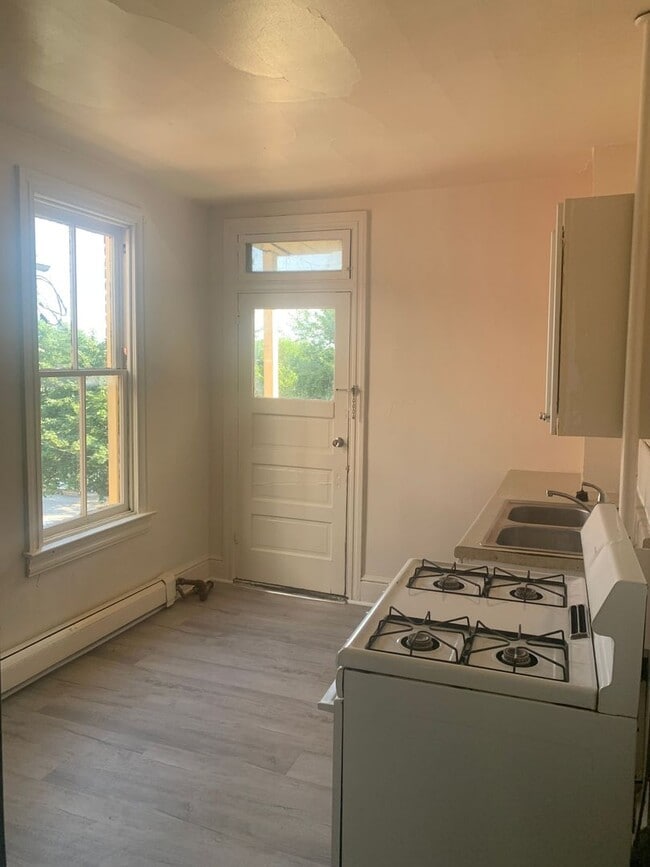 property at 339 N Newberry St